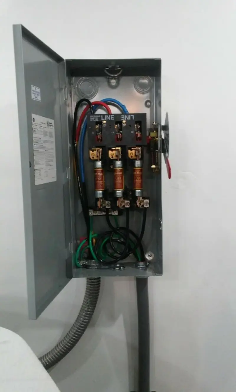 Three-phase disconnect switch installed for Smoke Detector Installation in Bedminster